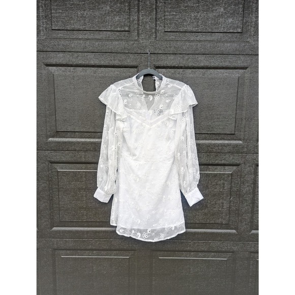 Modcloth Eyelet Lace Mini Dress in White - Picture 4 of 10